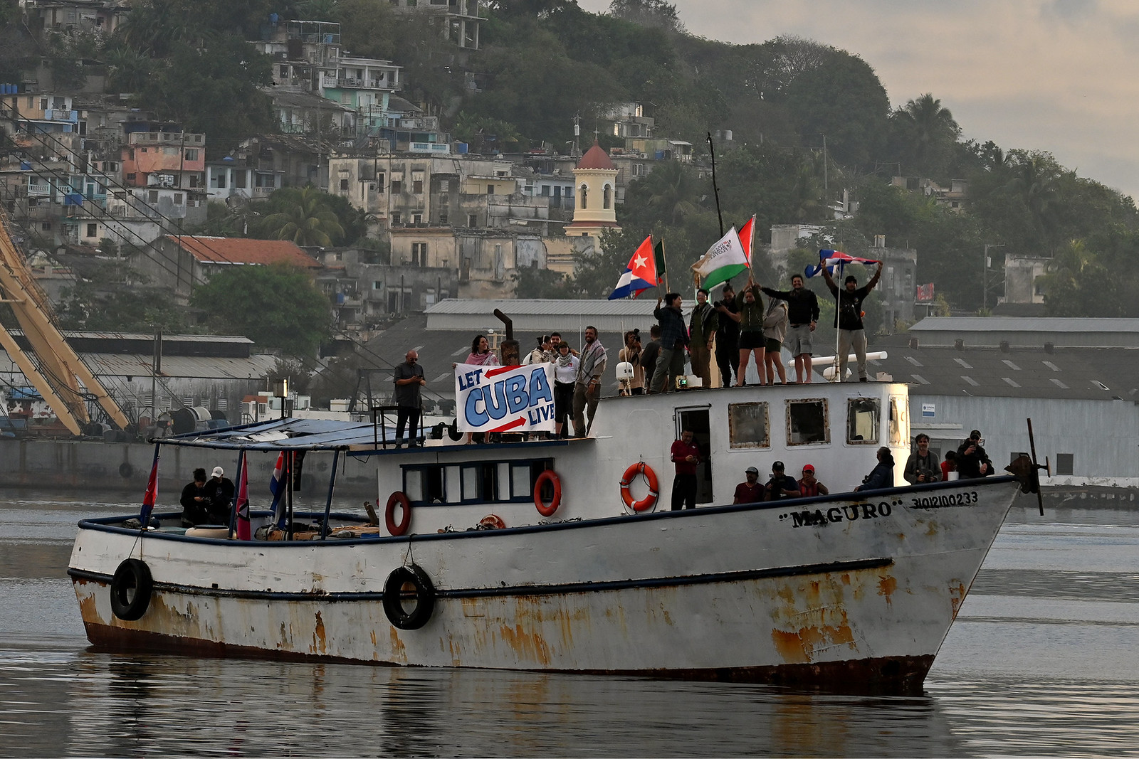 Convoy Nuestra América -saattueen ensimmäinen alus, ”Granma 2.0”, saapui Kuubaan tiistaina 24. maaliskuuta.