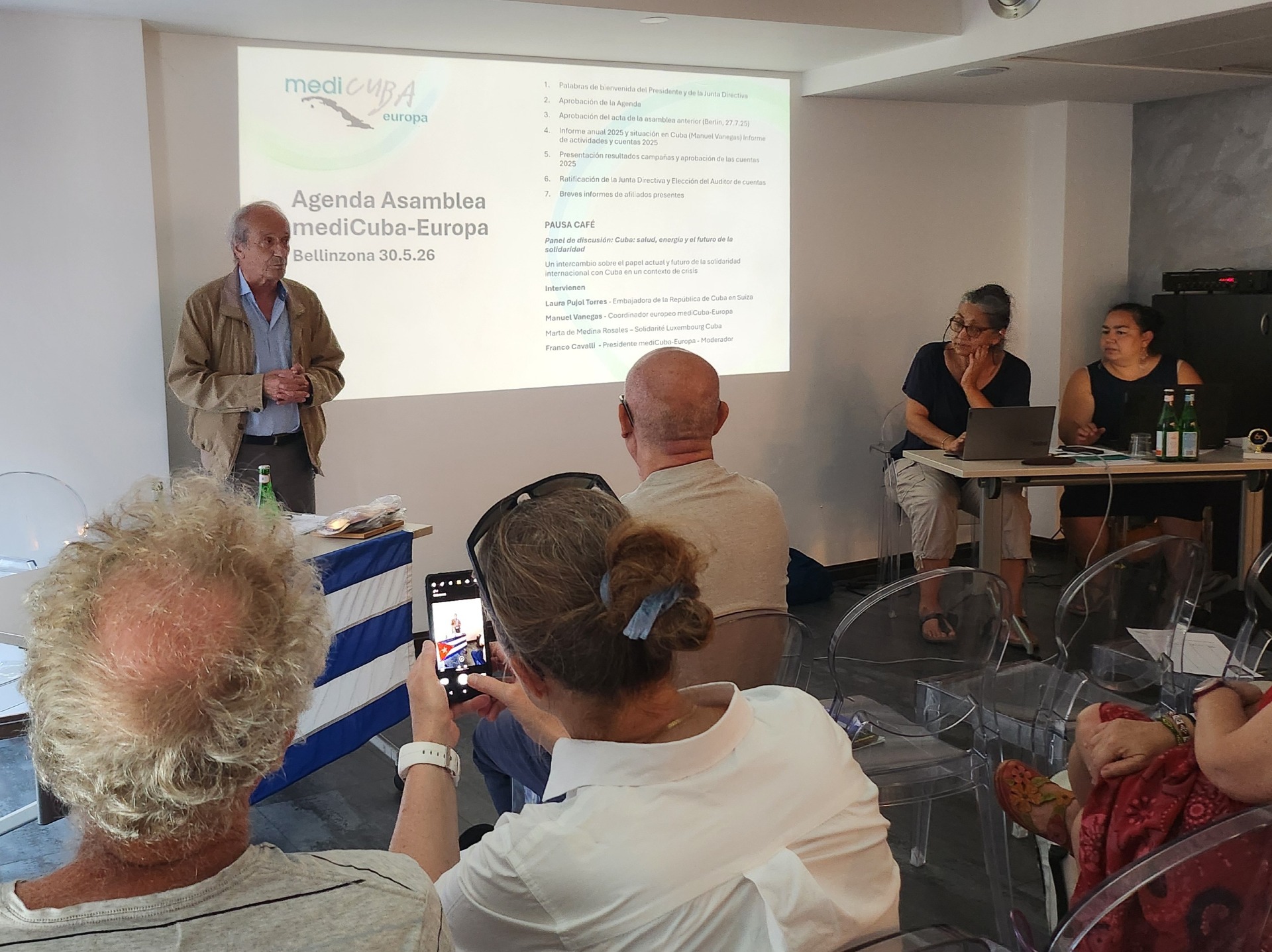 MediCuba-Europan puheenjohtaja Franco Cavalli totesi, että kumppanuuksien ansiosta lahjoituksina saadulla tuella on moninkertainen vaikutus Kuuban terveydenhuollossa.